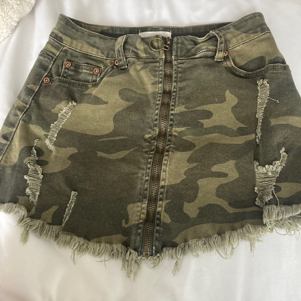 Camo skirt